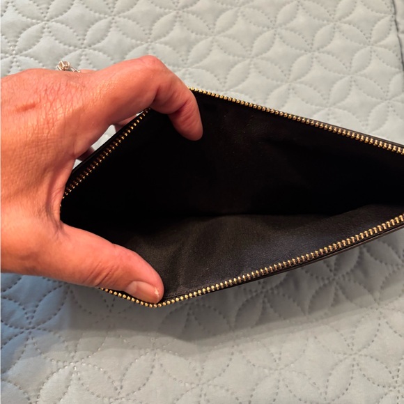 Coach Leather Pouch black with Gold Accents - Picture 6 of 9